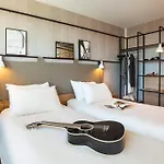Ibis Centre Les Halles 3*