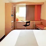 Ibis Centre Les Halles 3*