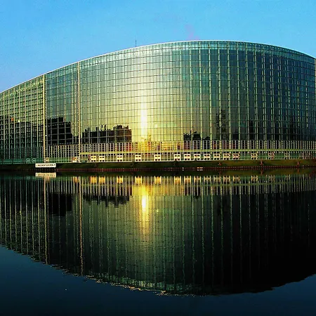 Ibis Centre Les Halles 3*