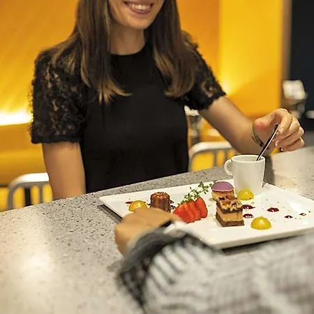 Otel Ibis Centre Les Halles 3*