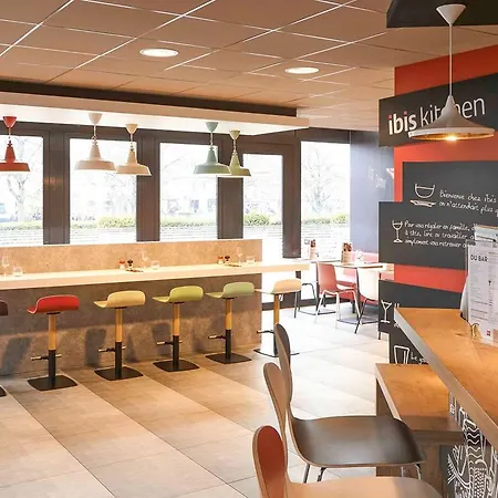 Ibis Centre Les Halles 3*