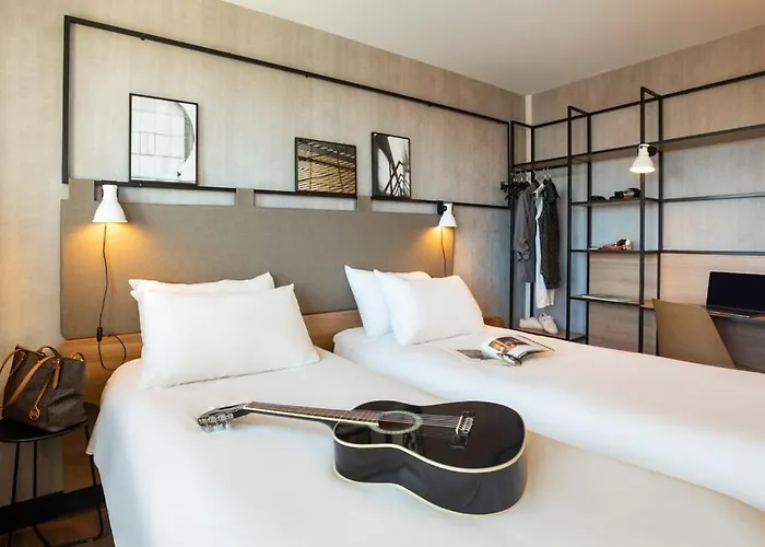 Ibis Centre Les Halles 3*