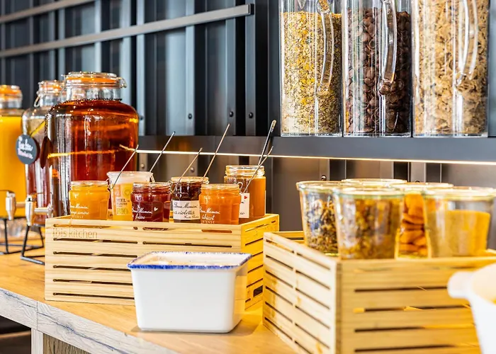 Ibis Centre Les Halles 3*