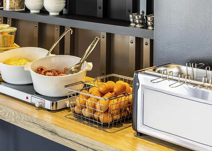 Hotel Ibis Centre Les Halles 3*