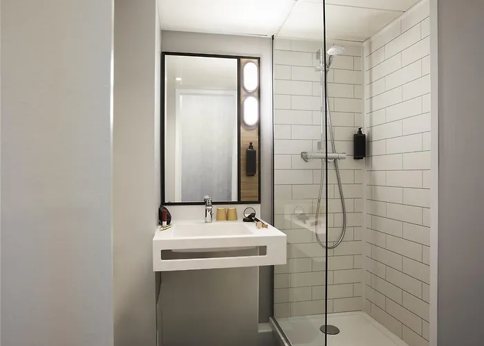 Ibis Centre Les Halles Hotel 3*