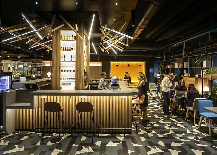 Hotel Ibis Centre Les Halles 3*