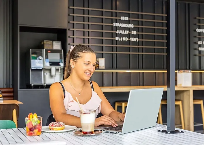 Ibis Centre Les Halles 3*